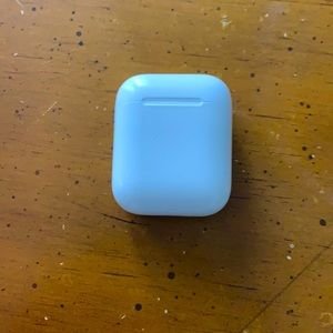 Apple Airpods Case (1st Gen)